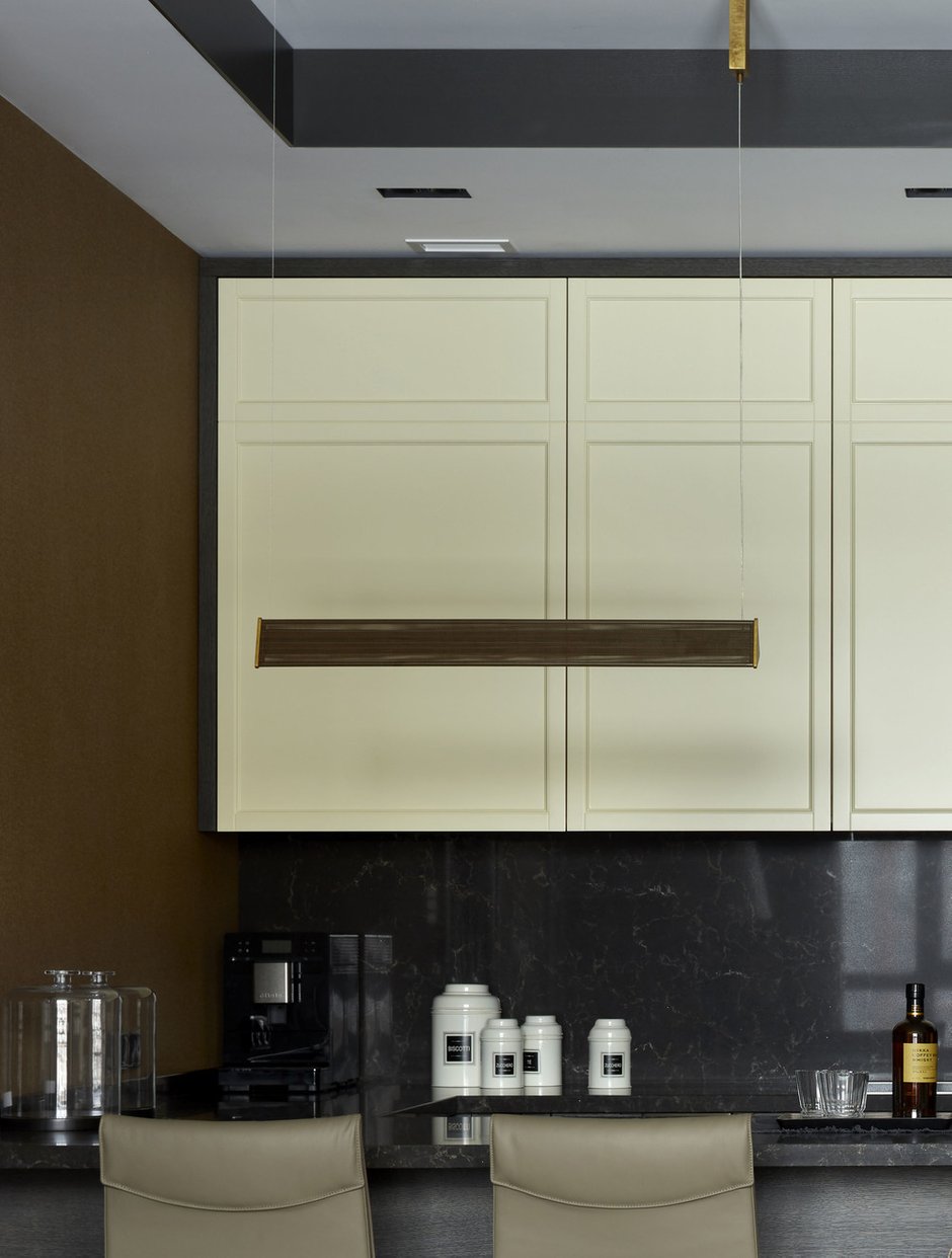 Фотография: Кухня и столовая в стиле Современный, Квартира, Минимализм, Проект недели, Москва, Монолитный дом, 3 комнаты, Более 90 метров, #эксклюзивныепроекты, Павел Бурмакин – фото на INMYROOM