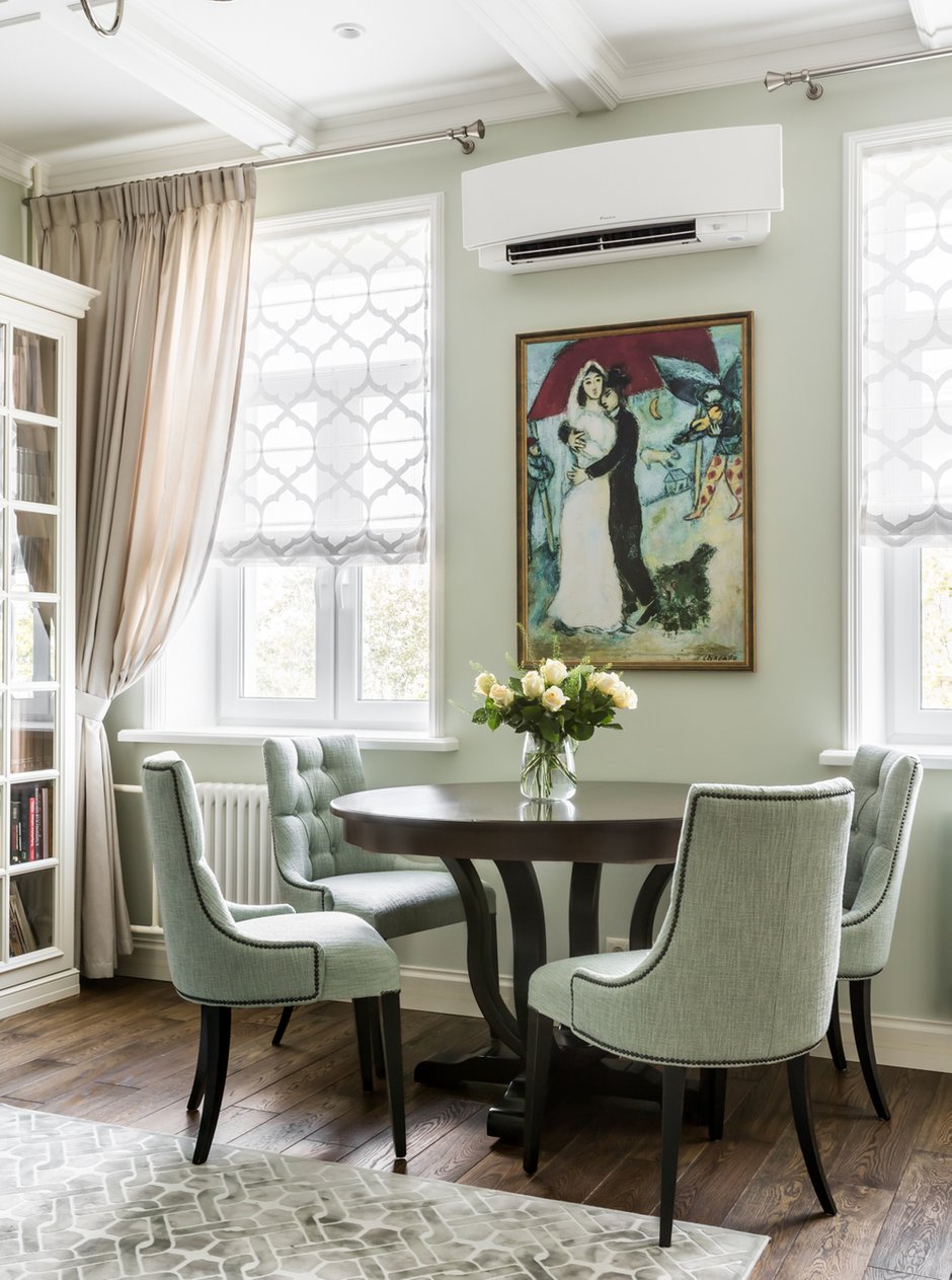 Фотография: Кухня и столовая в стиле Классический, Современный, Квартира, Проект недели, Москва, Сталинка, 3 комнаты, Более 90 метров, Татьяна Красикова – фото на INMYROOM