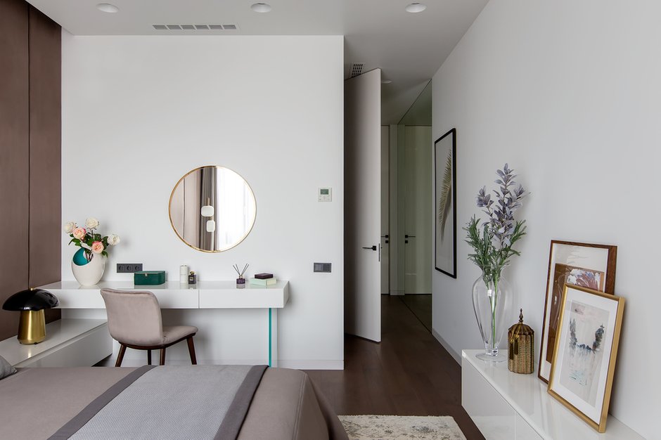 Фотография: Спальня в стиле Минимализм, Квартира, Проект недели, Москва, Филипп Киценко, 3 комнаты, Более 90 метров, ПРЕМИЯ INMYROOM – фото на INMYROOM