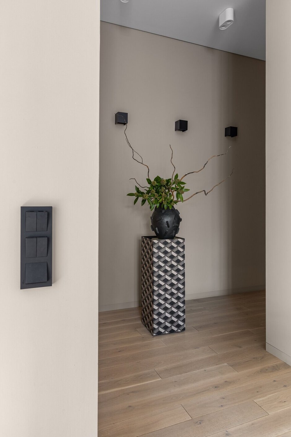 Фотография:  в стиле , Современный, Квартира, Проект дня, Казахстан, 2 комнаты, 60-90 метров, Алматы, Марина Сапунова – фото на INMYROOM