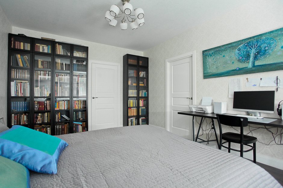 Фотография: Планировки в стиле , Современный, Эклектика, Квартира, Россия, Проект недели, ИКЕА, Hansgrohe, Little Green, Kerama Marazzi, Новая Москва, Jacob Delafon, UltraWood, Riho, Дарья Сизова, квартира художника – фото на INMYROOM