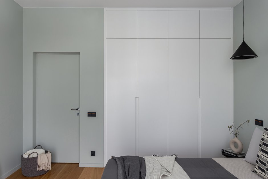 Фотография: Спальня в стиле Современный, Квартира, Проект недели, Москва, 3 комнаты, 60-90 метров, Яна Сочаво, Людмила Цыркова – фото на INMYROOM