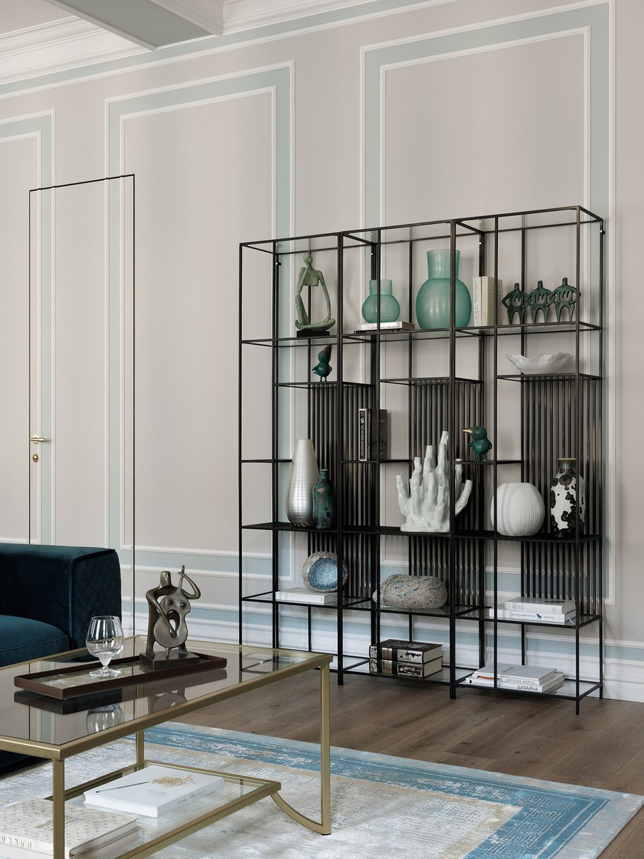 Фото: Гостиная в стиле Классика, Модерн, Квартира, Проект дня, Санкт-Петербург, Кирпичный дом, Более 90 метров, модерн с элементами классики и роскоши, Наталья Шмидт – фото на INMYROOM