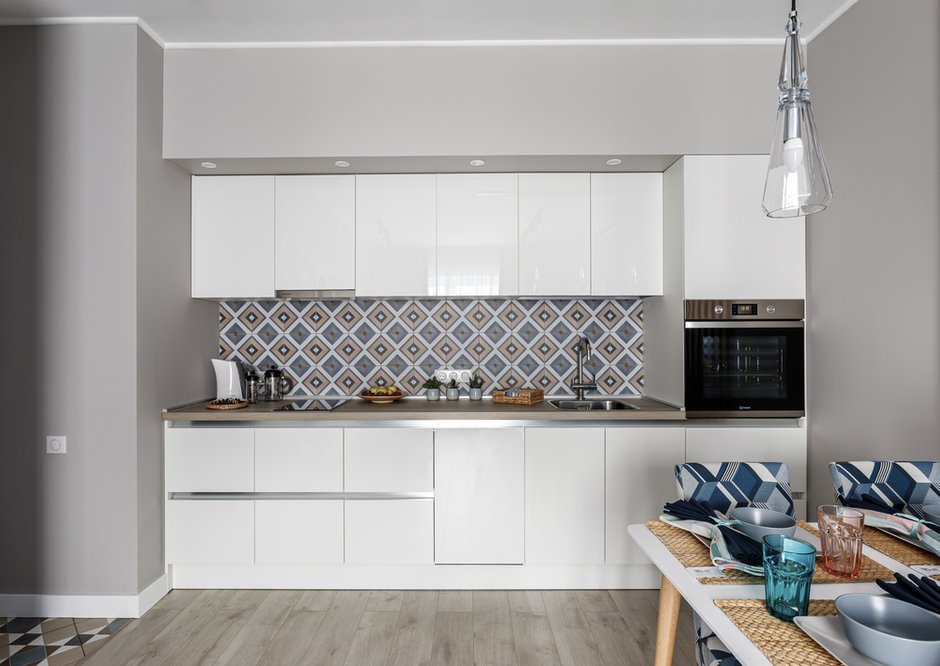 Фотография: Кухня и столовая в стиле Современный, Скандинавский, Квартира, Проект недели, Москва, 2 комнаты, 40-60 метров, Ирина Долганова – фото на INMYROOM