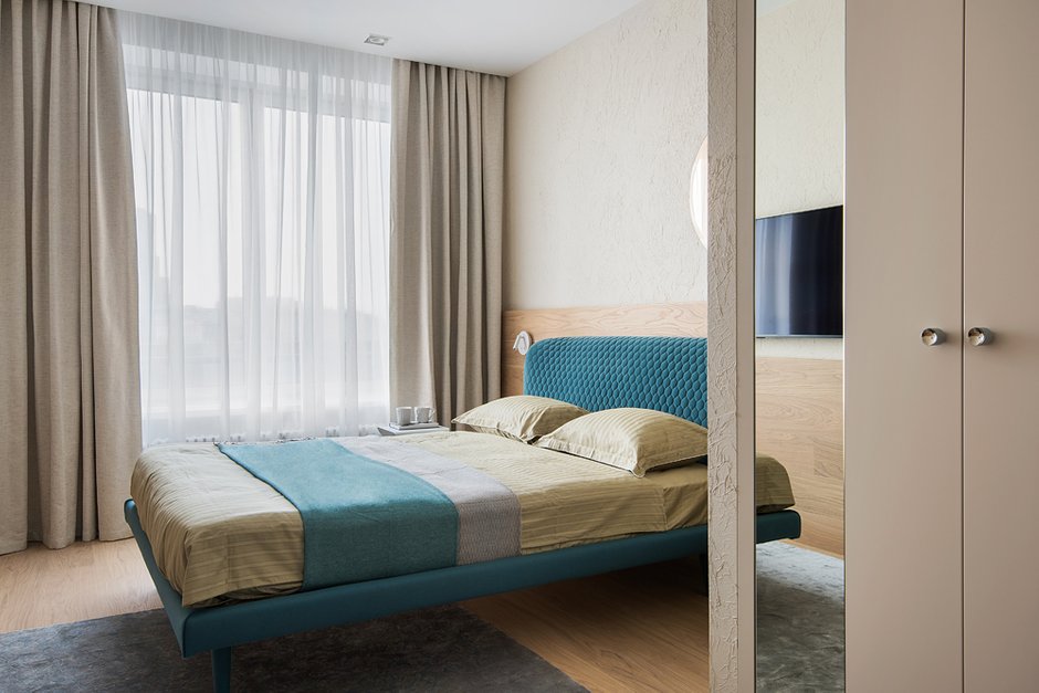 Фотография: Спальня в стиле Современный, Квартира, Минимализм, Проект недели, Москва, 4 и больше, Более 90 метров, Максим и Евгения Константиновы – фото на INMYROOM
