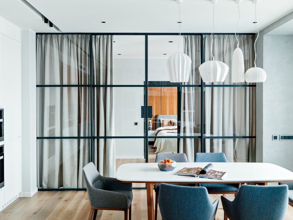 Фотография: Кухня и столовая в стиле Современный, Минимализм, Проект недели, Москва, Монолитный дом, 4 и больше, Более 90 метров, Gafa Architects – фото на INMYROOM