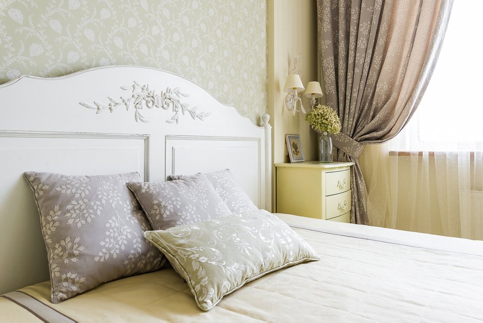 Фотография: Спальня в стиле Прованс и Кантри, Классический, Эклектика, Квартира, Проект недели, Москва, ЖК Мосфильмовский, Светлана Юркова, Монолитный дом, 2 комнаты, 60-90 метров – фото на INMYROOM