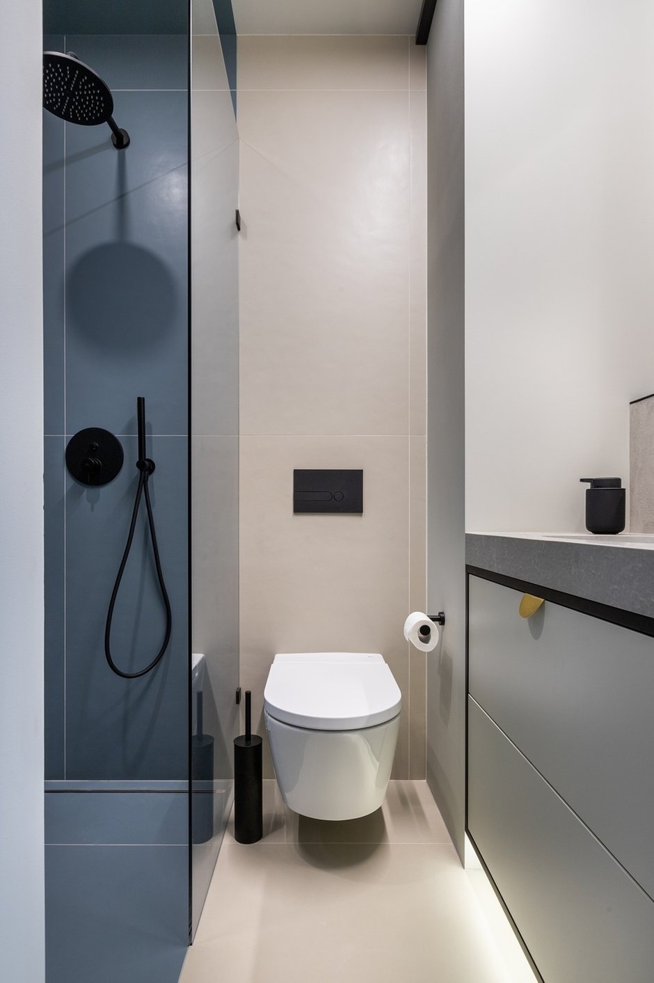 Фотография: Ванная в стиле Современный, Квартира, Минимализм, Проект недели, Минск, 3 комнаты, Более 90 метров, Zrobym architects – фото на INMYROOM