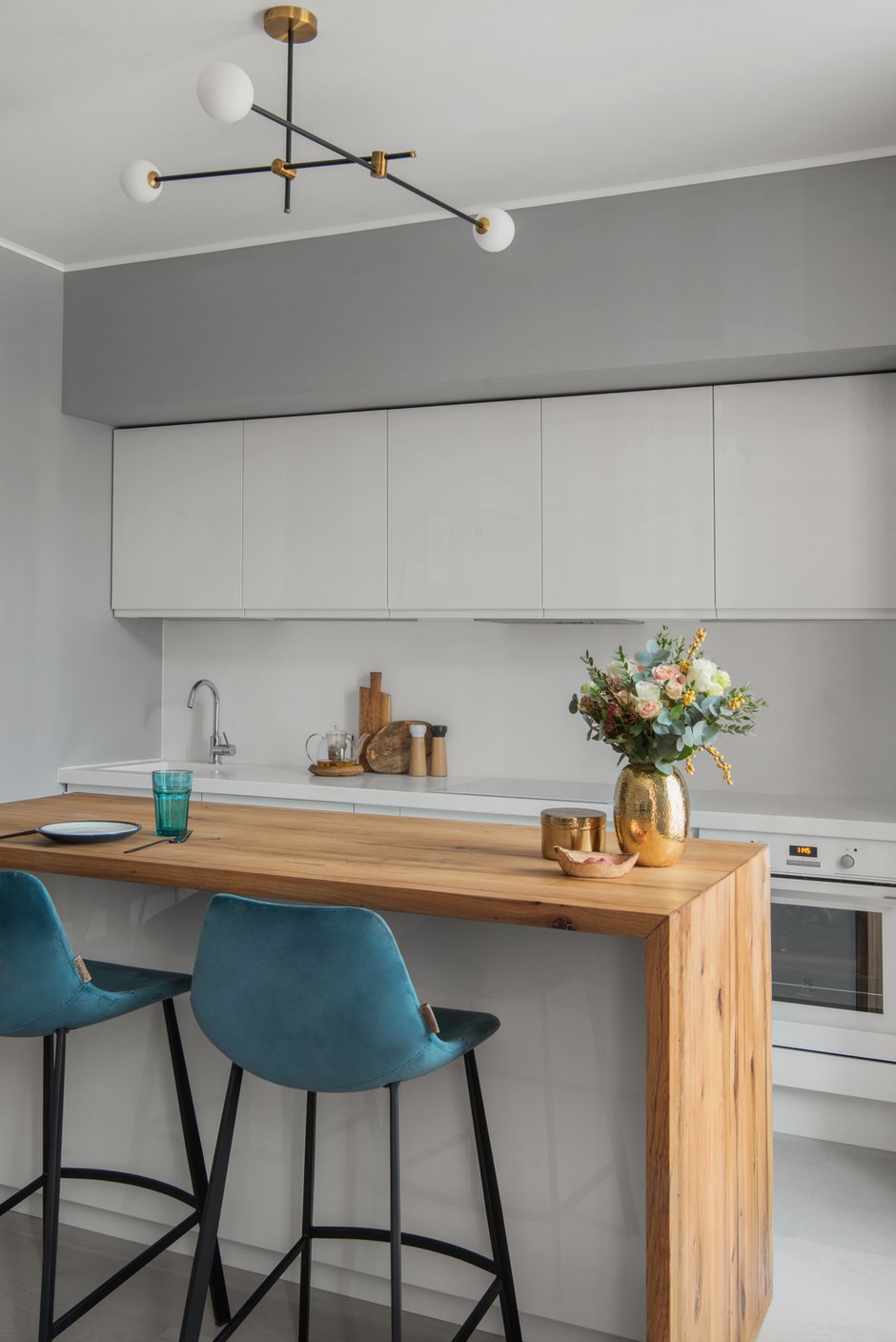 Фотография: Кухня и столовая в стиле Современный, Квартира, Проект недели, Москва, 3 комнаты, 60-90 метров, Balcon – фото на INMYROOM