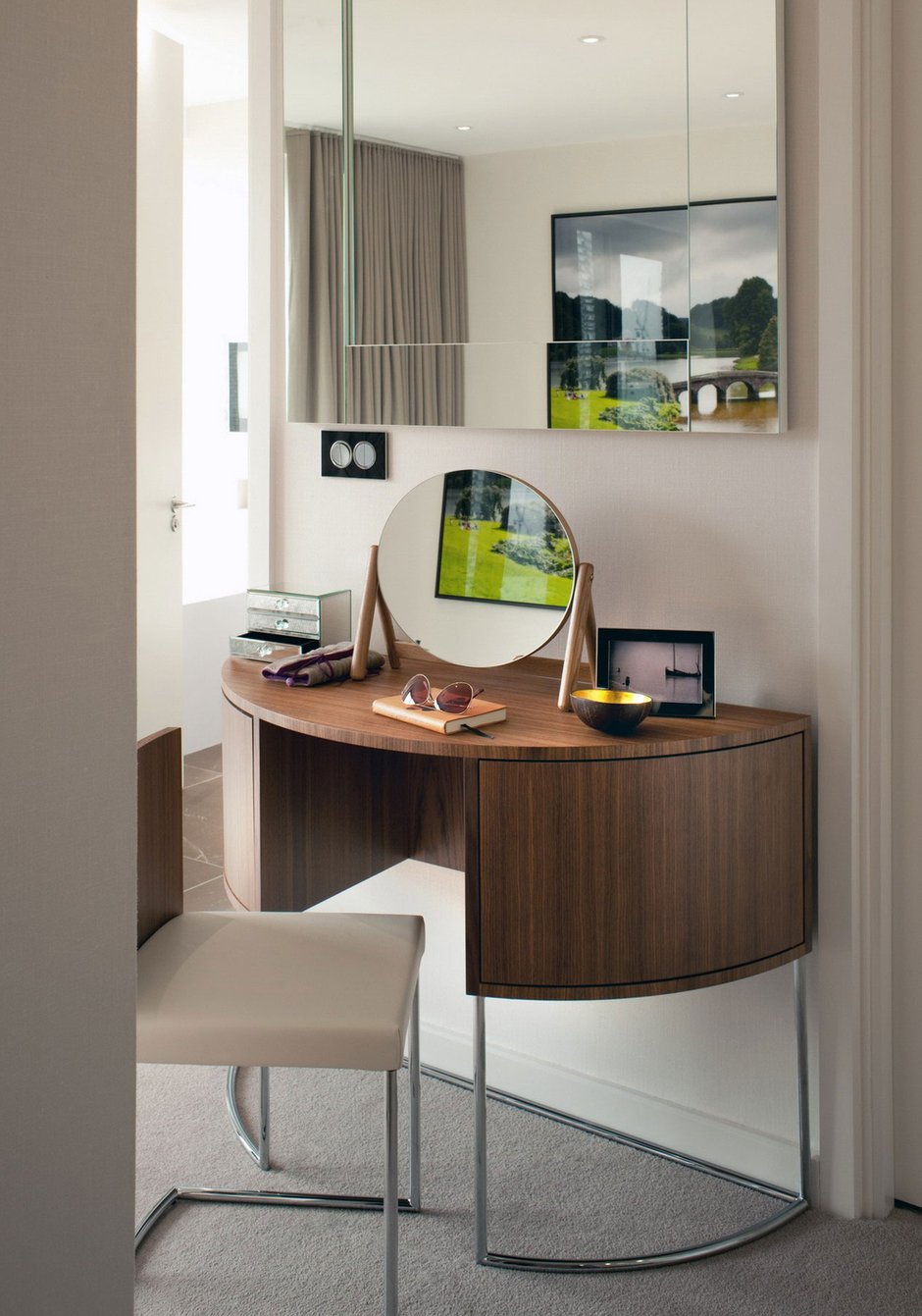 Фотография: Мебель и свет в стиле Современный, Квартира, Дома и квартиры – фото на INMYROOM