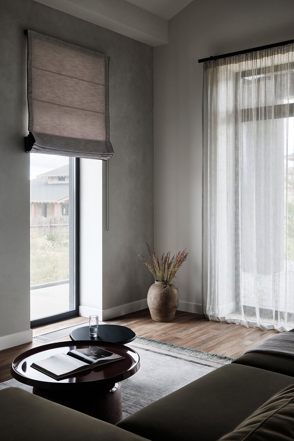 Фото: Гостиная в стиле Модерн, Минимализм, Скандинавский, Дом, Проект дня, Дом и коттедж, Пермь, 4 и более, Более 90 метров – фото на INMYROOM