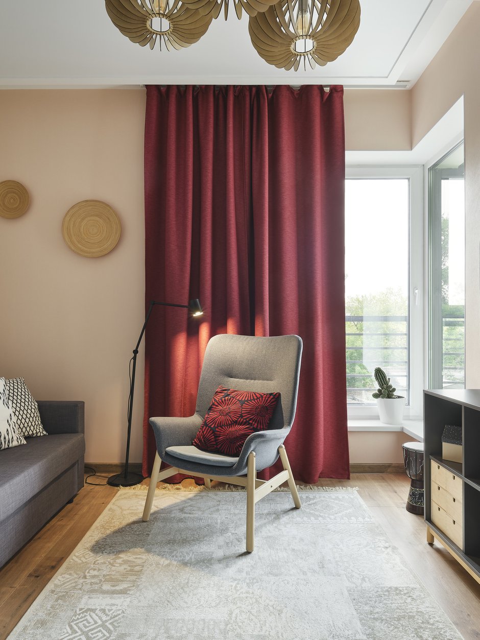 Фотография: Спальня в стиле Скандинавский, Современный, Квартира, Проект недели, 3 комнаты, 60-90 метров, Тюмень, Yarko Home, Денис Рыжков, Надежда Яркова – фото на INMYROOM