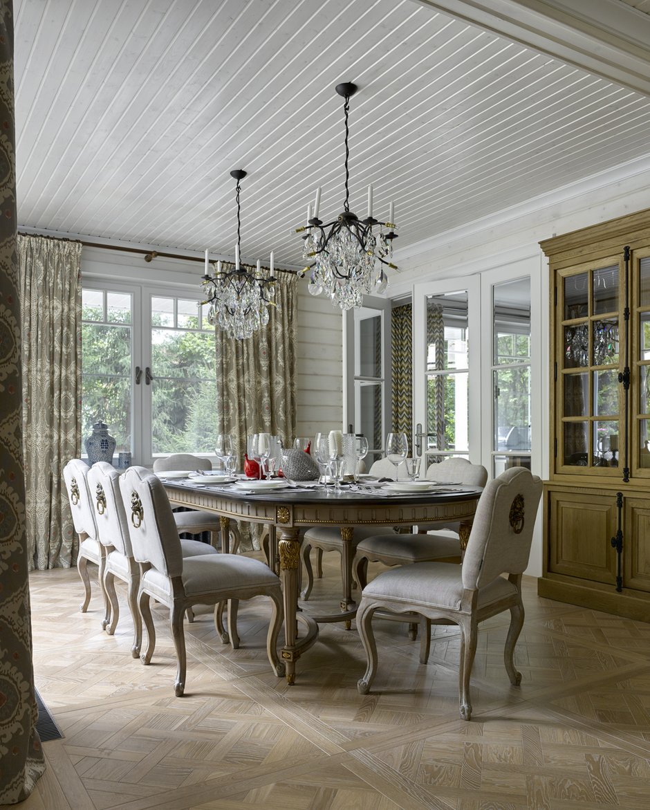 Фотография: Кухня и столовая в стиле Классический, Прованс и Кантри, Эклектика, Дом, Проект недели, Дом и дача, Московская область, «Бахарев и партнеры», Мария Бахарева, Никита Бахарев – фото на INMYROOM