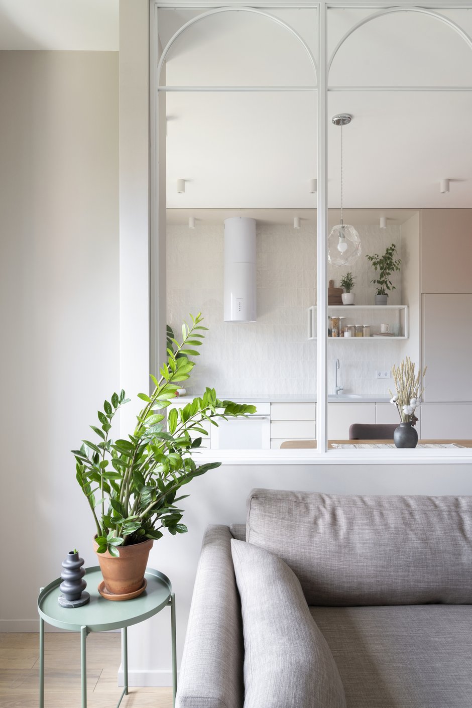 Фотография: Гостиная в стиле Минимализм, Современный, Квартира, Проект недели, Москва, 3 комнаты, 60-90 метров, Freya Architects – фото на INMYROOM