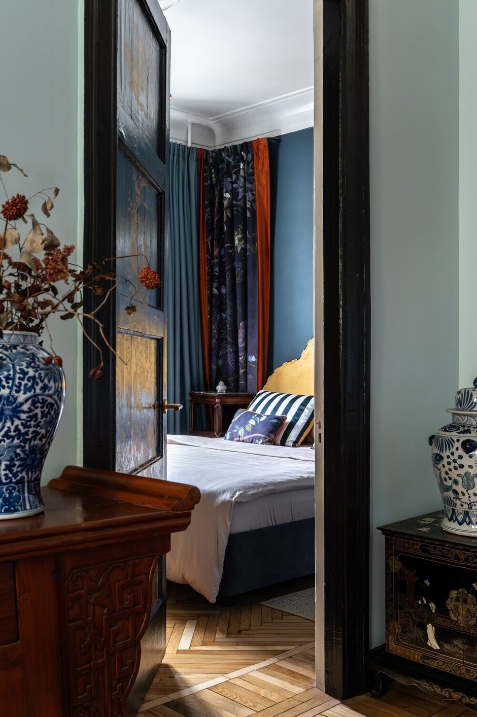 Фотография:  в стиле , Эклектика, Квартира, Проект дня, Ростов-на-Дону, Кирпичный дом, 3 комнаты, 60-90 метров, Светлана Андреева-Щепетева – фото на INMYROOM