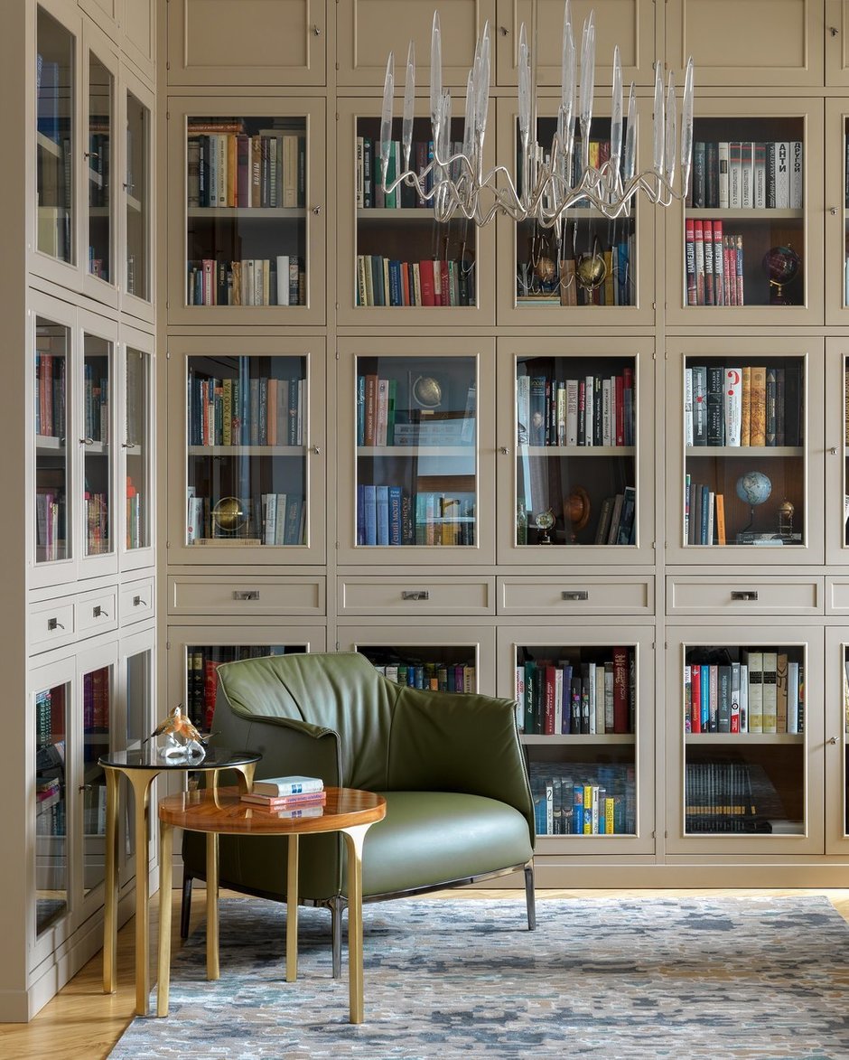 Фотография: Кабинет в стиле Современный, Квартира, Проект дня, Москва, Олеся Шляхтина, 4 и больше, Более 90 метров, Монолитно-кирпичный, Эксклюзивные проекты – фото на INMYROOM