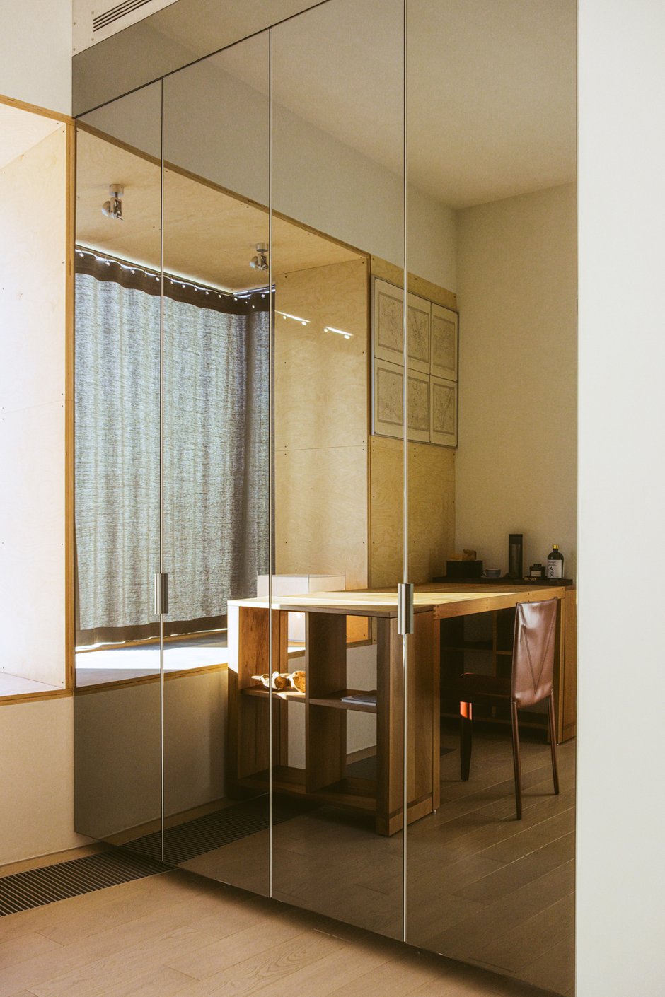 Фотография: в стиле , Квартира, Проект дня, Екатеринбург, 2 комнаты, 40-60 метров, современный с элементами минимализма и хай-тек – фото на INMYROOM