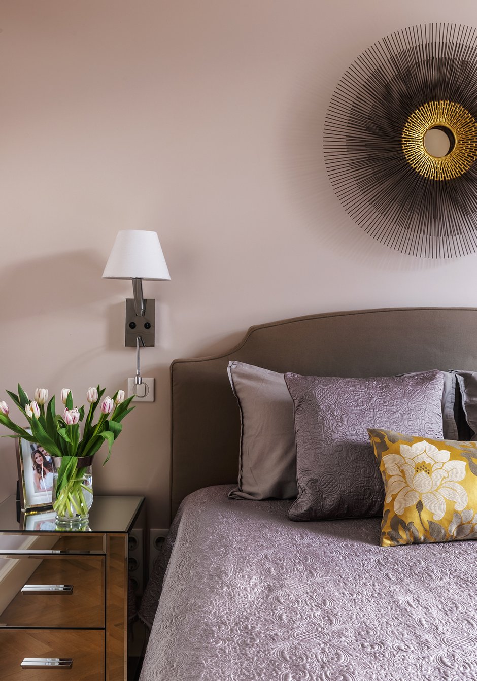 Фотография: Спальня в стиле Классический, Современный, Квартира, Проект недели, Москва, Наталья Анахина, Кирпичный дом, 3 комнаты, 60-90 метров, #эксклюзивныепроекты, Оксана Бутман – фото на INMYROOM