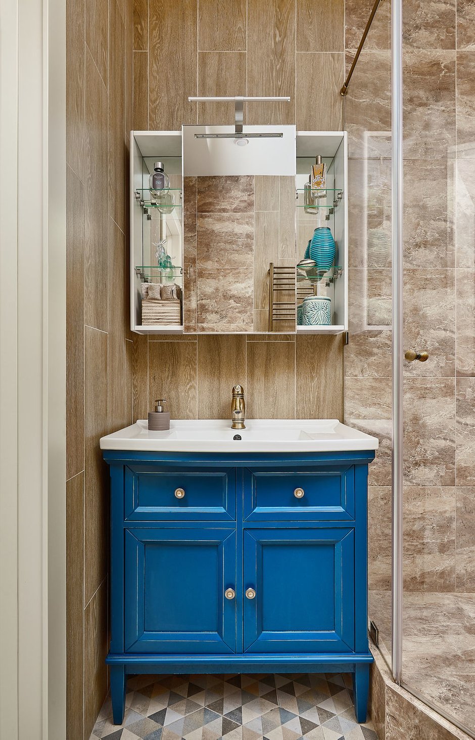 Фотография: Ванная в стиле Современный, Восточный, Эклектика, Квартира, Проект недели, Москва, 4 и больше, Более 90 метров, Бюро IVA – фото на INMYROOM