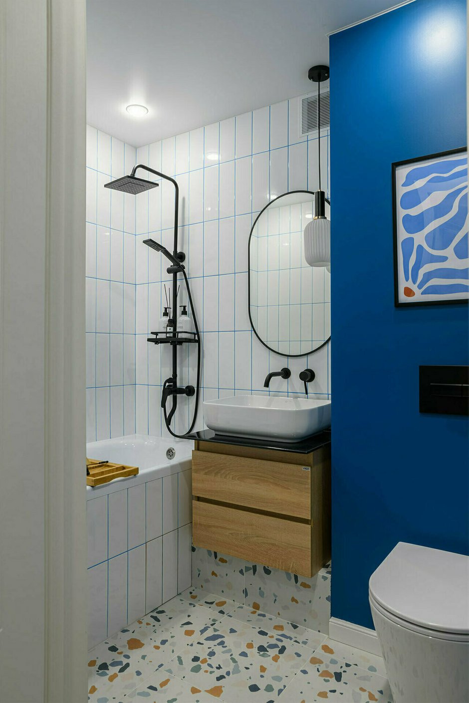 Фотография: в стиле , Ванная, Квартира, Советы, Хрущевка, интерьер ванной комнаты, маленькая ванная комната, ванная в хрущёвке – фото на INMYROOM