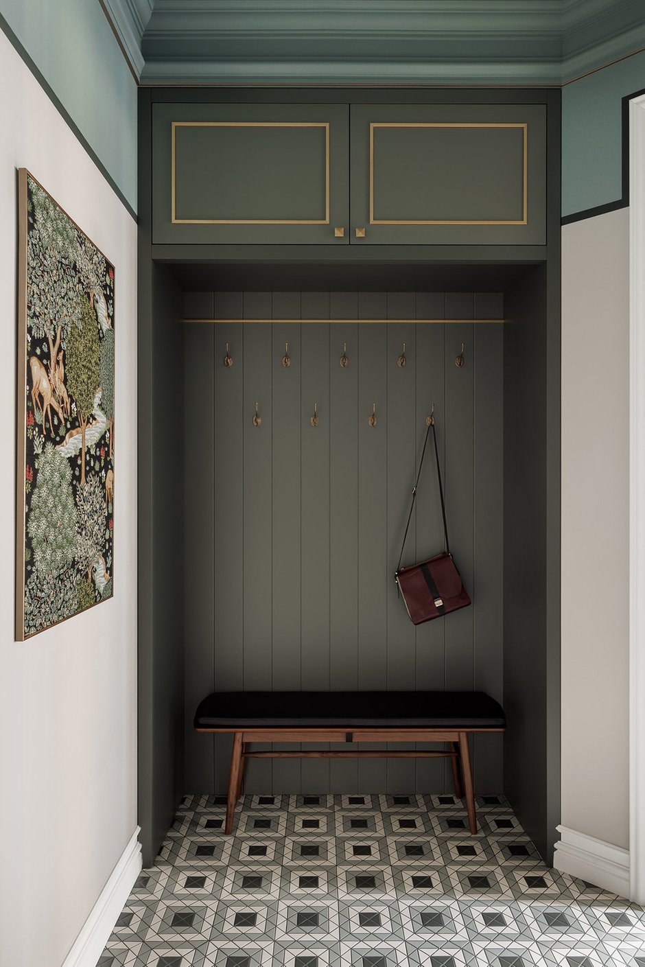 Фото: Прихожая в стиле Классика, Модерн, Квартира, Проект дня, Санкт-Петербург, Кирпичный дом, Более 90 метров, модерн с элементами классики и роскоши, Наталья Шмидт – фото на INMYROOM