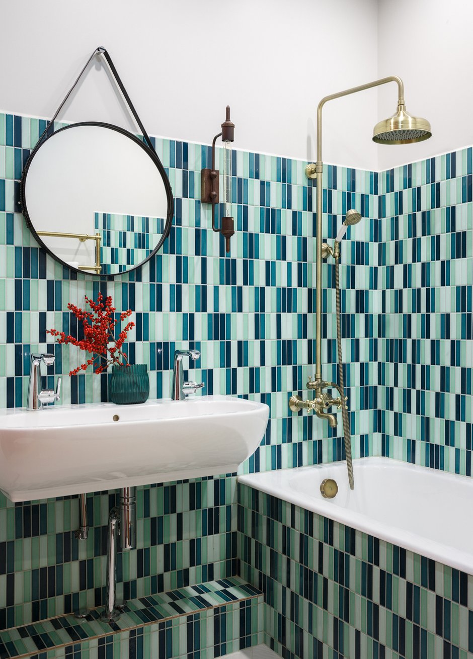 Фотография: Ванная в стиле Современный, Эклектика, Квартира, Проект недели, Москва, Надя Зотова, 4 и больше, Более 90 метров, студия Enjoy Home, Никита Теплицкий – фото на INMYROOM