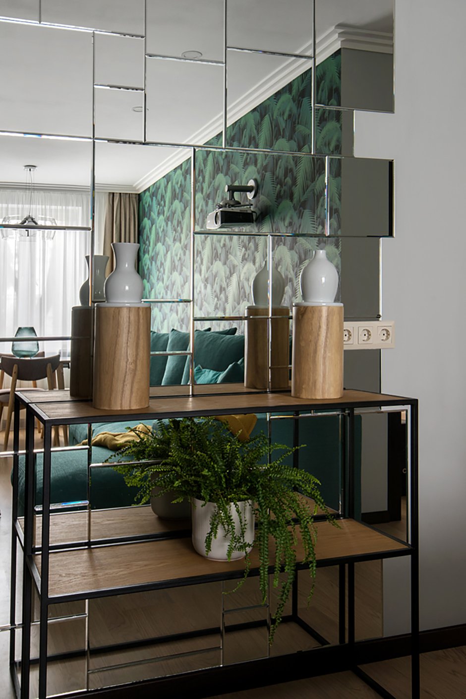 Фотография: Прихожая в стиле Современный, Квартира, Проект недели, Москва, Панельный дом, 3 комнаты, 40-60 метров, 60-90 метров, Юлия Савонова – фото на INMYROOM