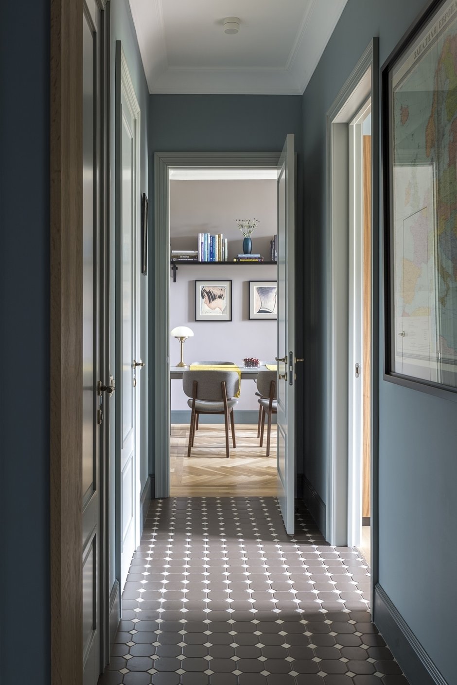 Фотография: Прихожая в стиле Современный, Эклектика, Квартира, Проект недели, Москва, Елена Зуфарова, Сталинка, 2 комнаты, 40-60 метров – фото на INMYROOM