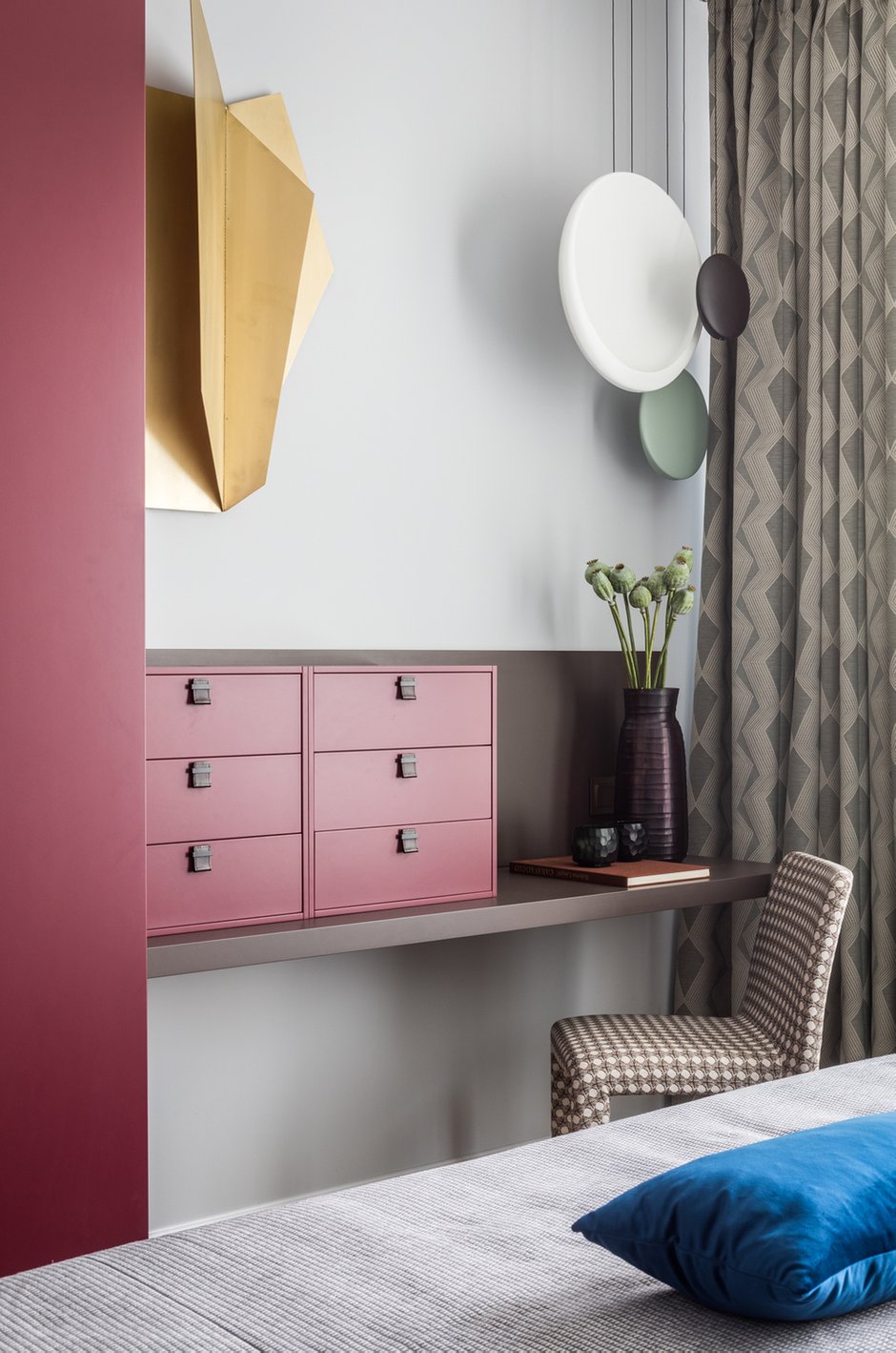Фотография: Спальня в стиле Современный, Квартира, Проект недели, Москва, Ольга Черненко, 4 и больше, Более 90 метров – фото на INMYROOM
