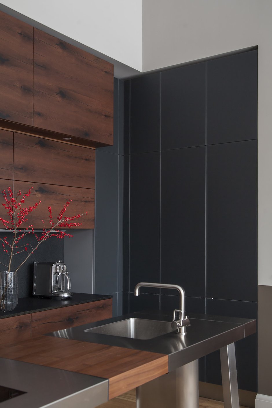 Фотография: Кухня и столовая в стиле Современный, Квартира, Проект недели, Москва, Диана Мальцева, Монолитный дом, 2 комнаты, 60-90 метров – фото на INMYROOM