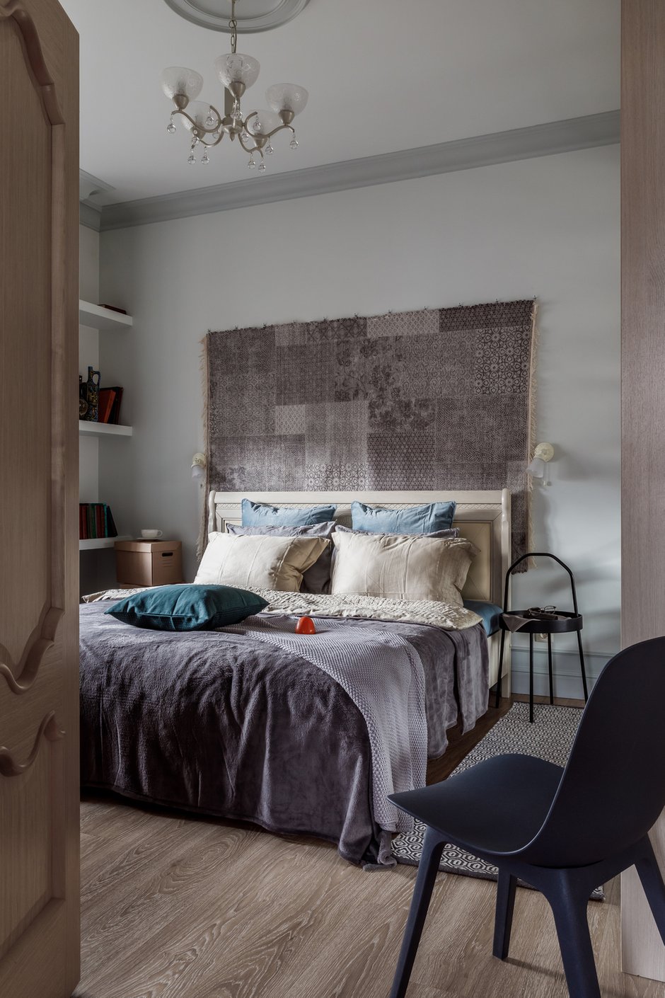 Фотография: Спальня в стиле Скандинавский, Дом, Проект недели, Дом и дача, Краснодар, Кирпичный дом, 2 комнаты, 60-90 метров, Надежда Маций – фото на INMYROOM