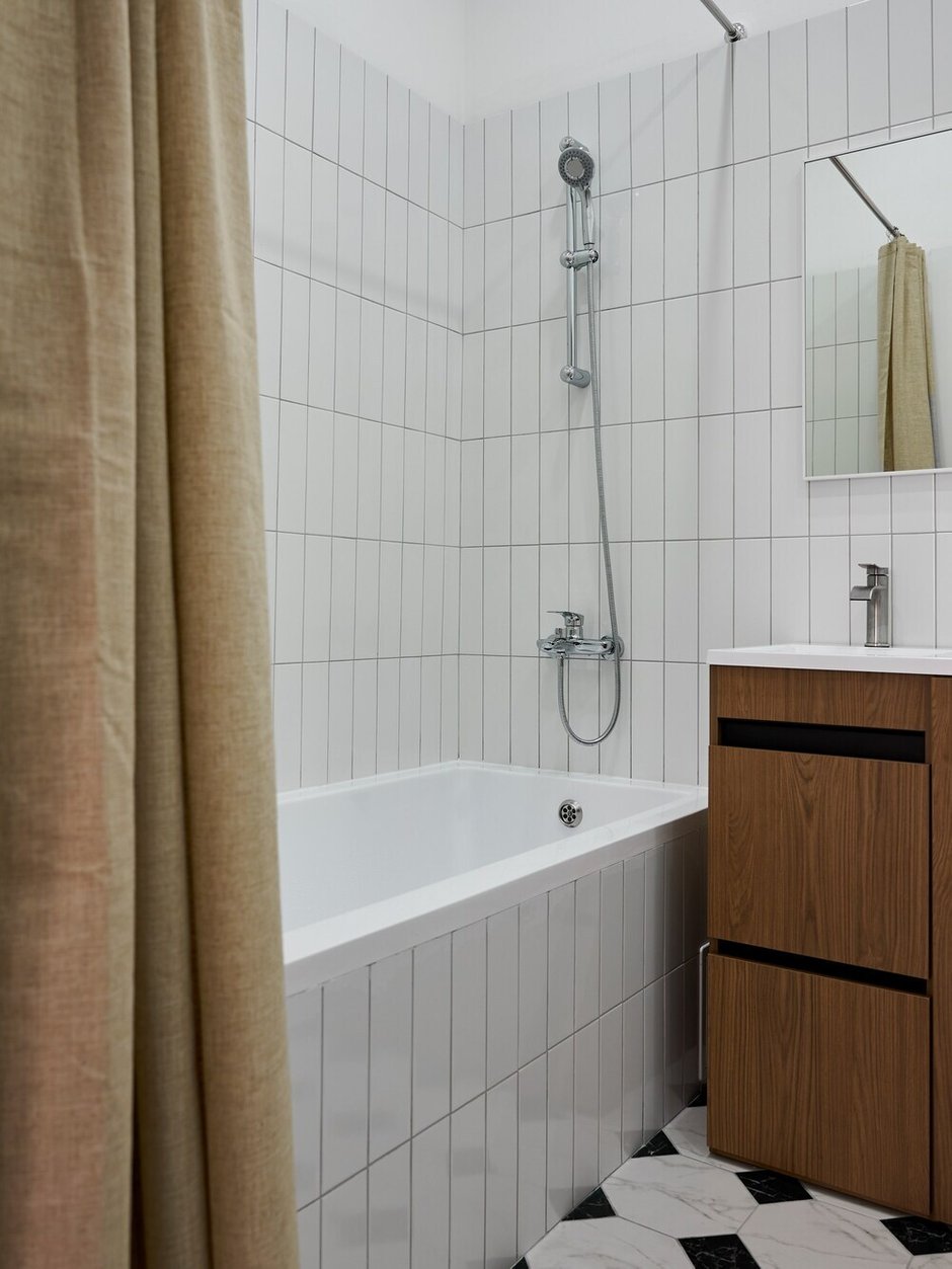 Фотография:  в стиле , Квартира, Проект дня, Санкт-Петербург, Сталинка, 2 комнаты, 40-60 метров, Анастасия Рушанская, Александра Рушанская – фото на INMYROOM