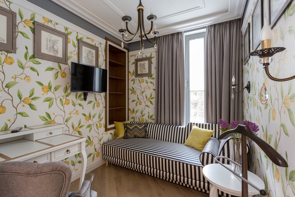 Фотография: Кабинет в стиле Классический, Квартира, Проект недели, Монолитный дом, 4 и больше, 60-90 метров, Ялта, Татьяна Штыкова, Ольга Марченко, Вилла «Чайка» – фото на INMYROOM