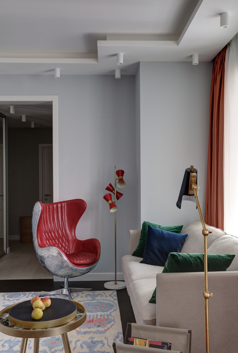 Фотография: Гостиная в стиле Эклектика, Современный, Квартира, Проект недели, Москва, Монолитный дом, 2 комнаты, 40-60 метров, ЖК «Английский квартал», Максим Новиньков – фото на INMYROOM