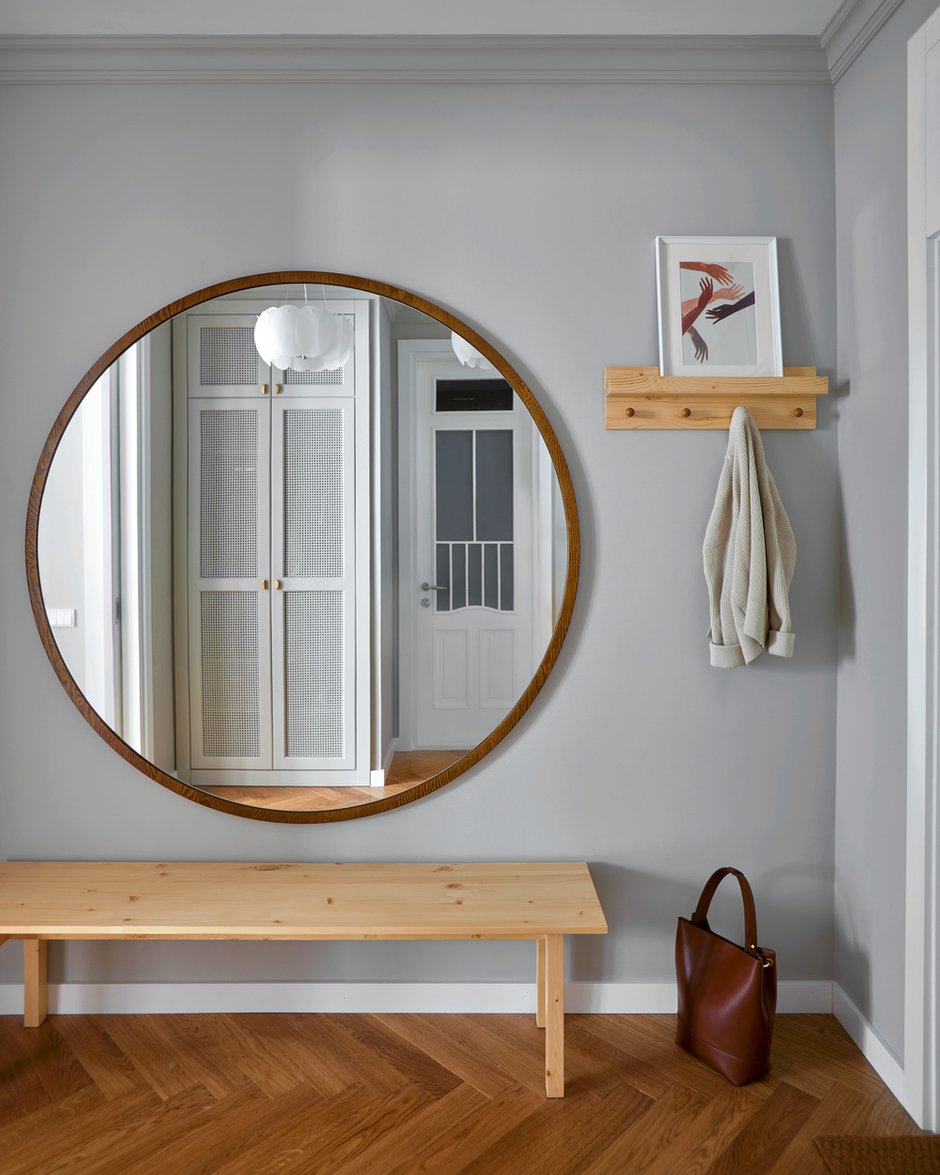 Фотография: Прихожая в стиле Современный, Квартира, Проект недели, 1 комната, 40-60 метров, Sdelaemremont.kz, Алма-Ата, Элина Мусакулова – фото на INMYROOM