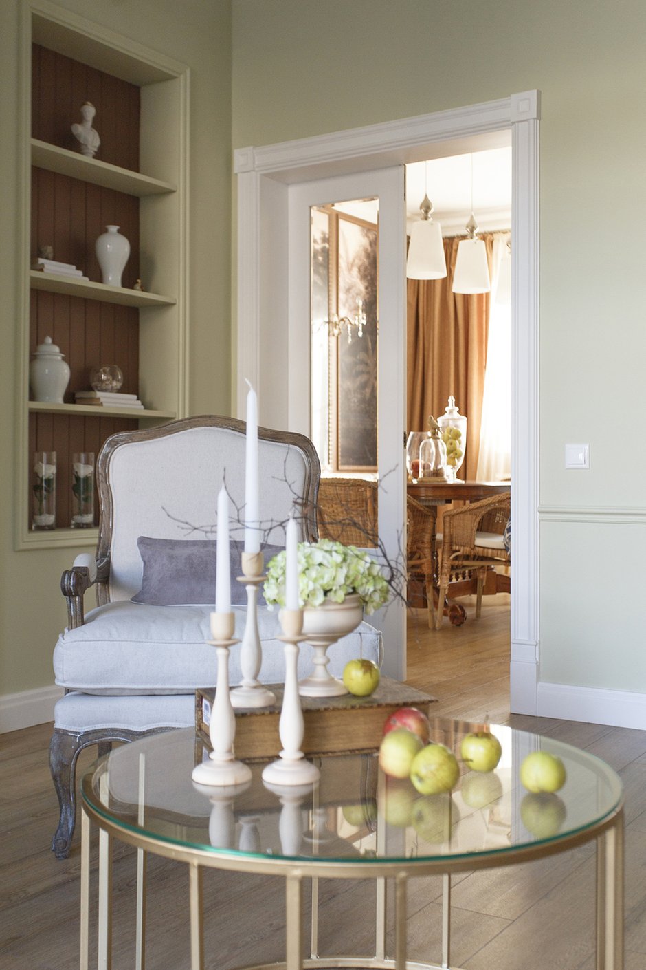 Фотография:  в стиле , Эклектика, Дом, Проект недели, Сочи, 4 и больше, Более 90 метров, Елена Сочинская – фото на INMYROOM