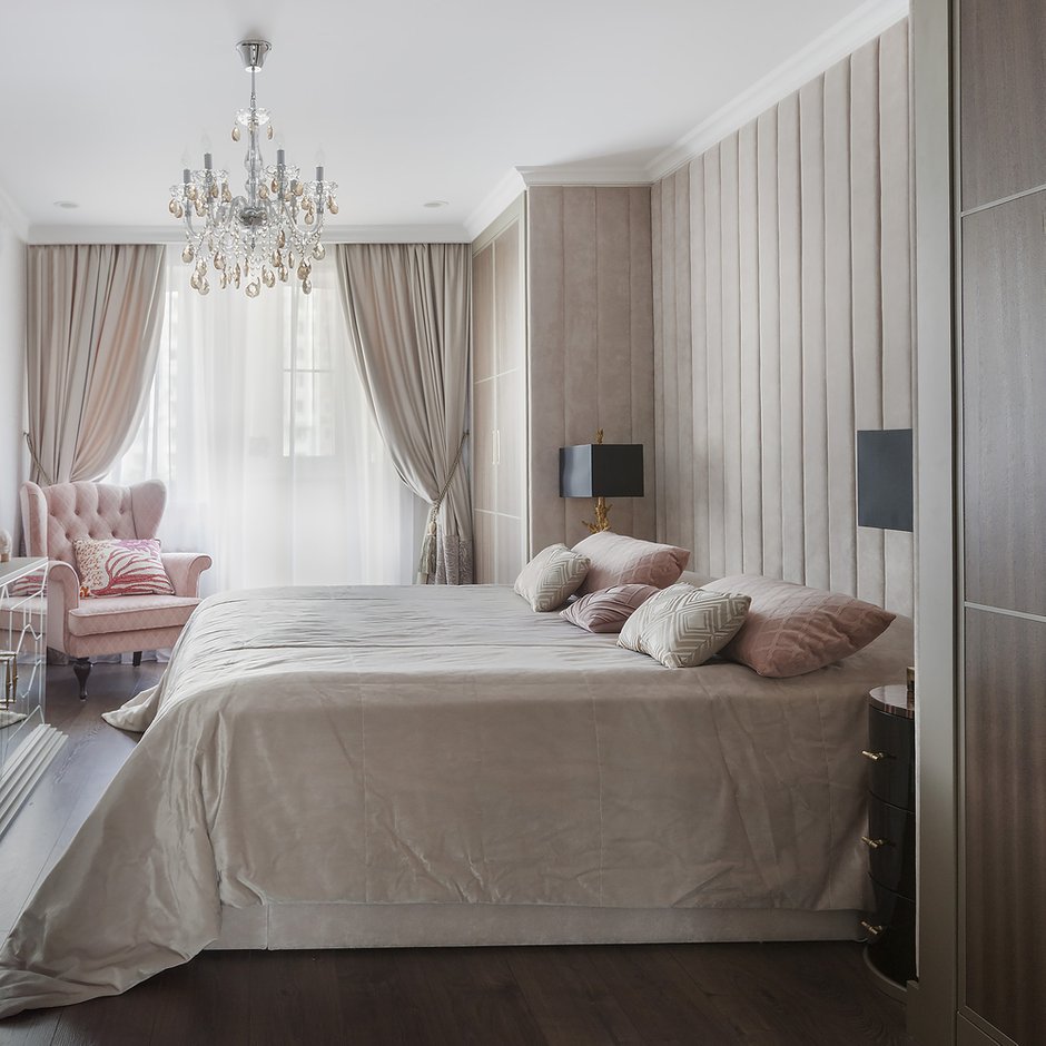 Фотография: Спальня в стиле Классический, Современный, Квартира, Проект недели, Москва, Юрий Гришко, Панельный дом, 4 и больше, Более 90 метров, Елена Поворова, Бюро Home Emotions, Екатерина Реброва – фото на INMYROOM