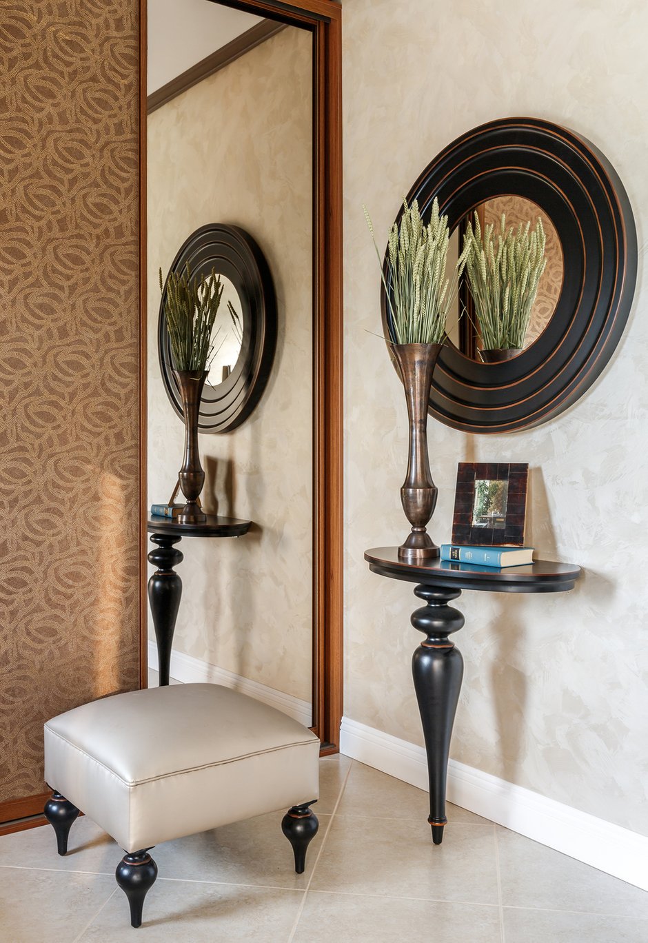 Фотография: Прихожая в стиле Классический, Современный, Дом, Проект недели, Дом и дача, Московская область, 4 и больше, Более 90 метров, Елена Французова – фото на INMYROOM