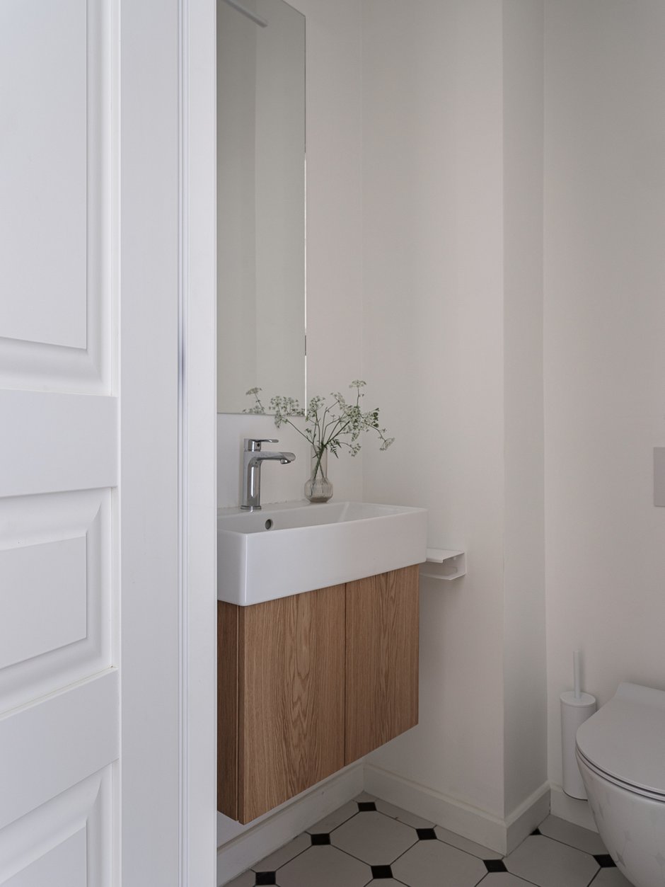 Фотография: Ванная в стиле Скандинавский, Современный, Минимализм, Квартира, Проект дня, Москва, 3 комнаты, 60-90 метров, Анна Мальцева, скандинавский с элементами минимализма – фото на INMYROOM