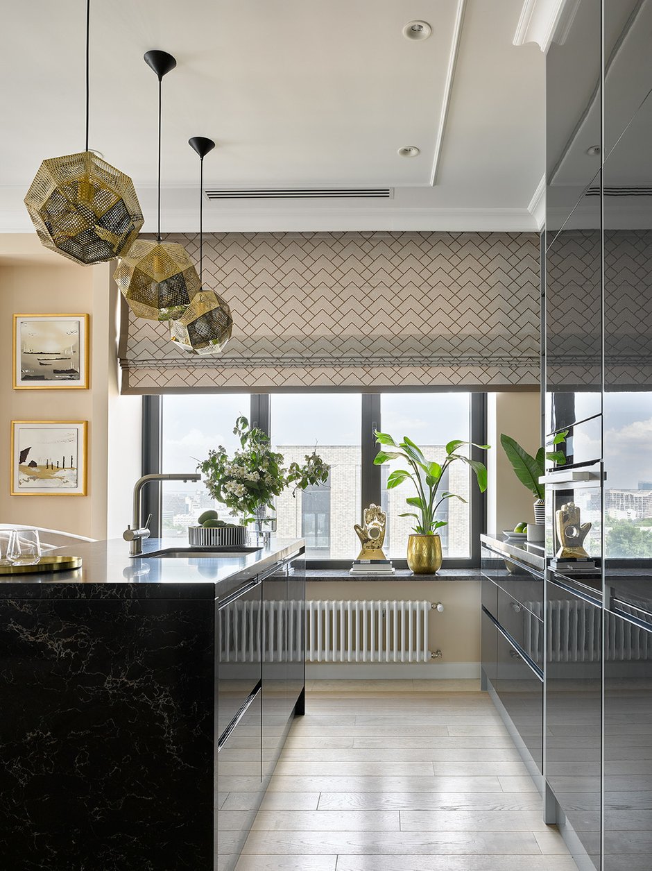 Фотография: Кухня и столовая в стиле Классический, Современный, Квартира, Проект недели, Москва, «Уютная квартира», Наталья Преображенская, 3 комнаты, Более 90 метров – фото на INMYROOM