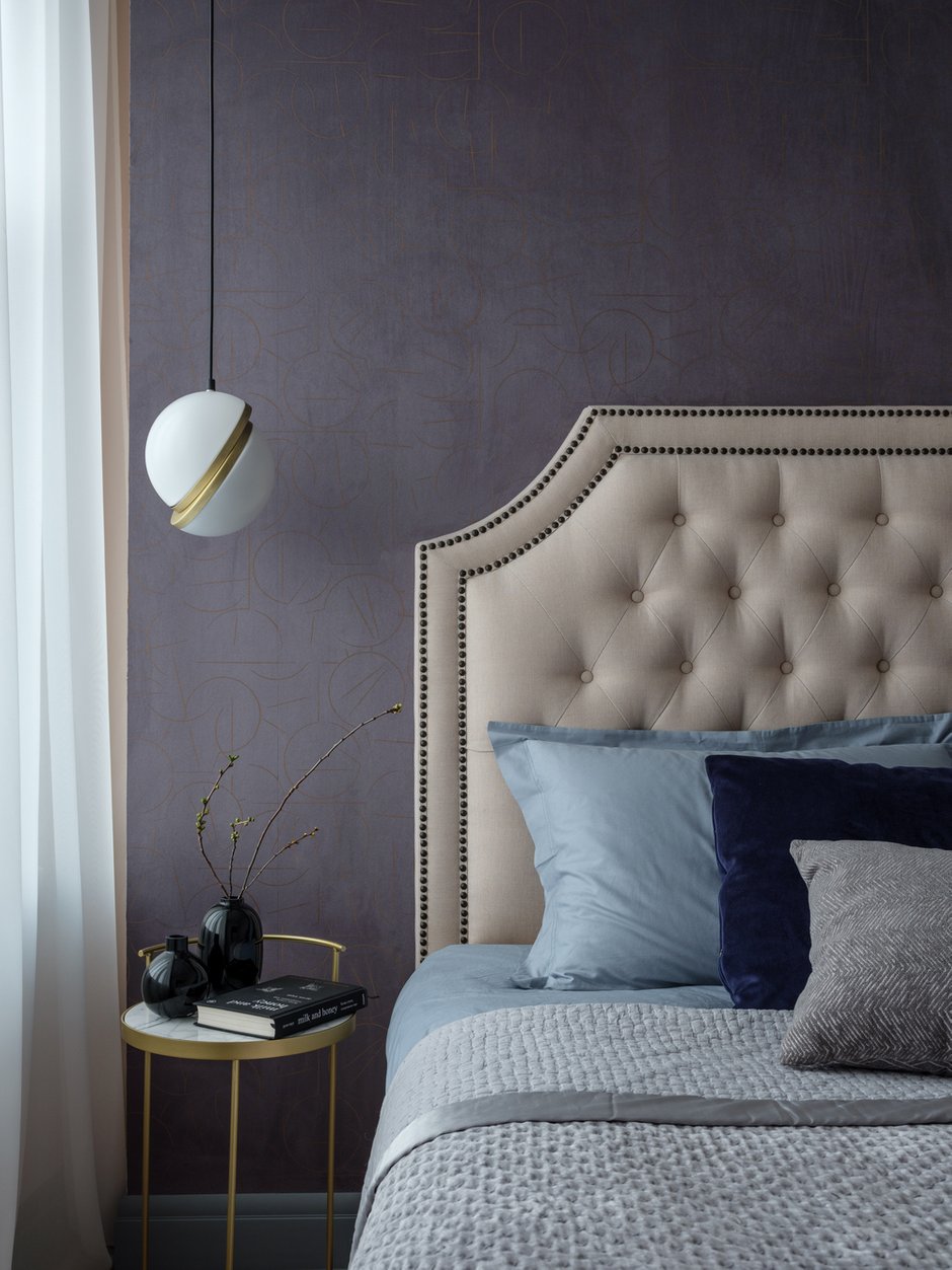 Фотография: Спальня в стиле Современный, Квартира, Проект недели, Москва, Монолитный дом, 2 комнаты, 40-60 метров, 60-90 метров, Клавдия Лученко – фото на INMYROOM