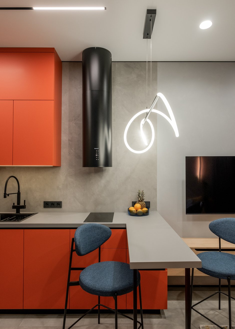 Фотография:  в стиле , Квартира, Проект дня, Москва, 2 комнаты, 60-90 метров, современный с элементами минимализма и арт-деко, Маргарита Макурина – фото на INMYROOM