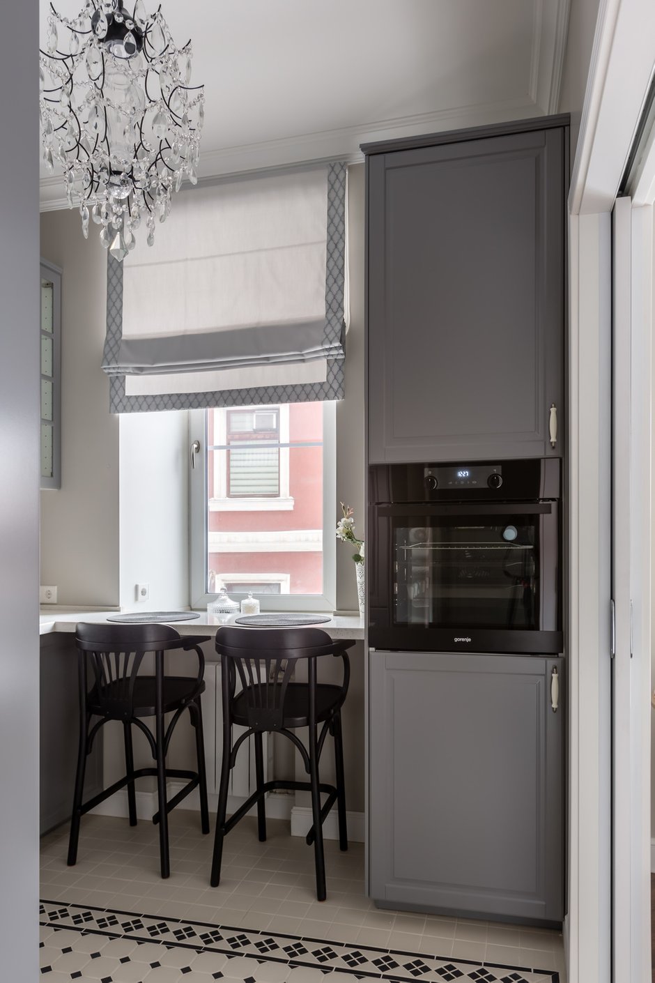 Фотография: Кухня и столовая в стиле Классический, Квартира, Проект недели, Москва, 2 комнаты, 60-90 метров, Muzahouse – фото на INMYROOM