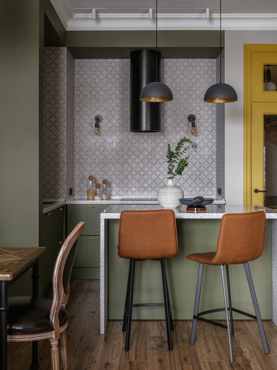 Фотография: Кухня и столовая в стиле Современный, Квартира, Проект недели, Москва, Монолитный дом, 4 и больше, Более 90 метров, Кристина Чернова – фото на INMYROOM