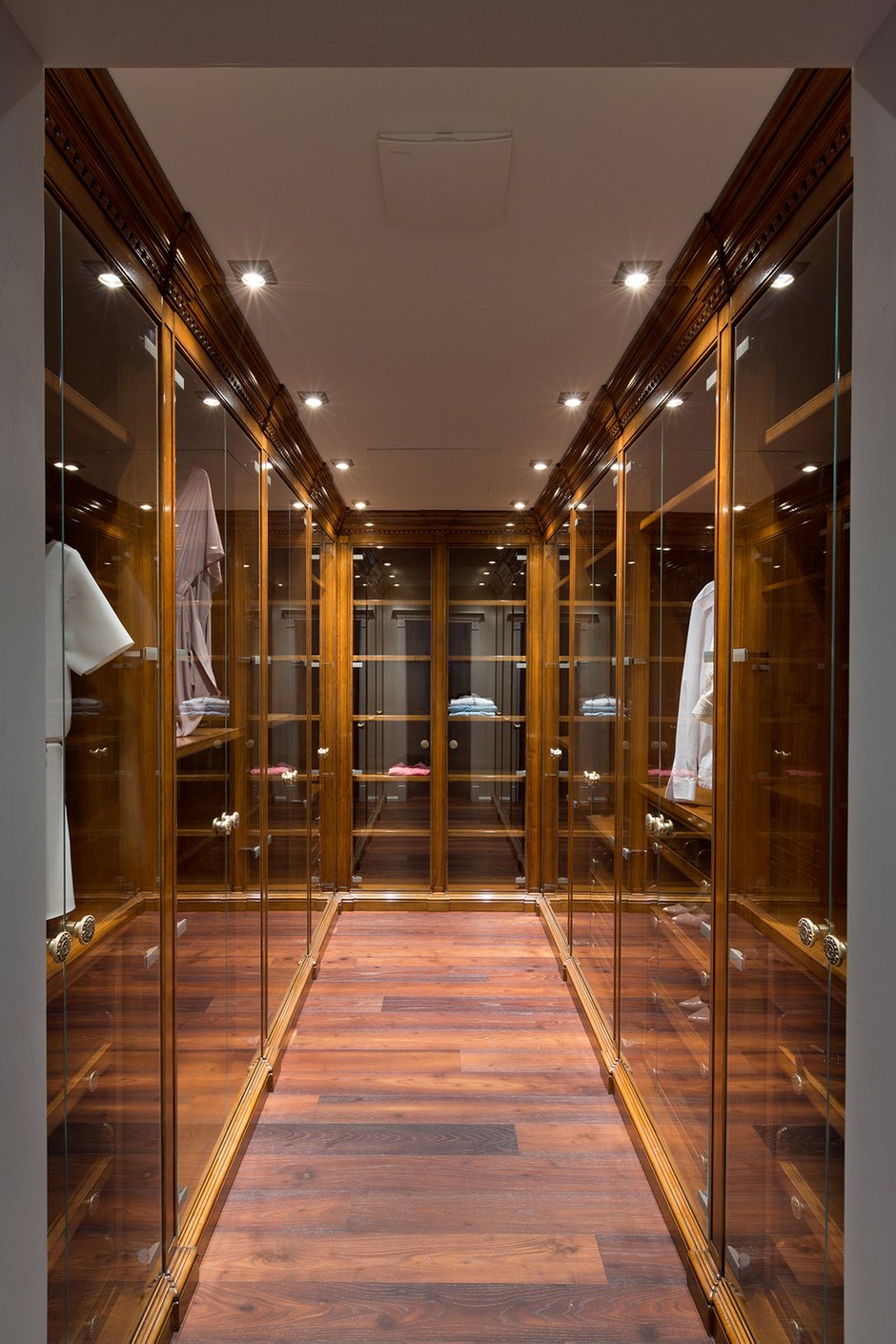 Фотография: Прихожая в стиле Классический, Квартира, Дома и квартиры, Пентхаус – фото на INMYROOM