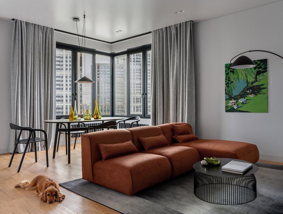 Фотография:  в стиле , уборка квартиры, как облегчить процесс уборки, как избавиться от пыли, распространенные ошибки в уборке квартиры, как облегчить уборку, уборка пыли в квартире, LIFESTYLE, как бороться с пылью, Почему пыль возвращается через день после уборки, уборка пыли, Почему квартира пылится через день после уборки, Почему дома всегда пыльно, Почему в квартире всегда пыльно, Как убрать пыль в квартире – фото на INMYROOM