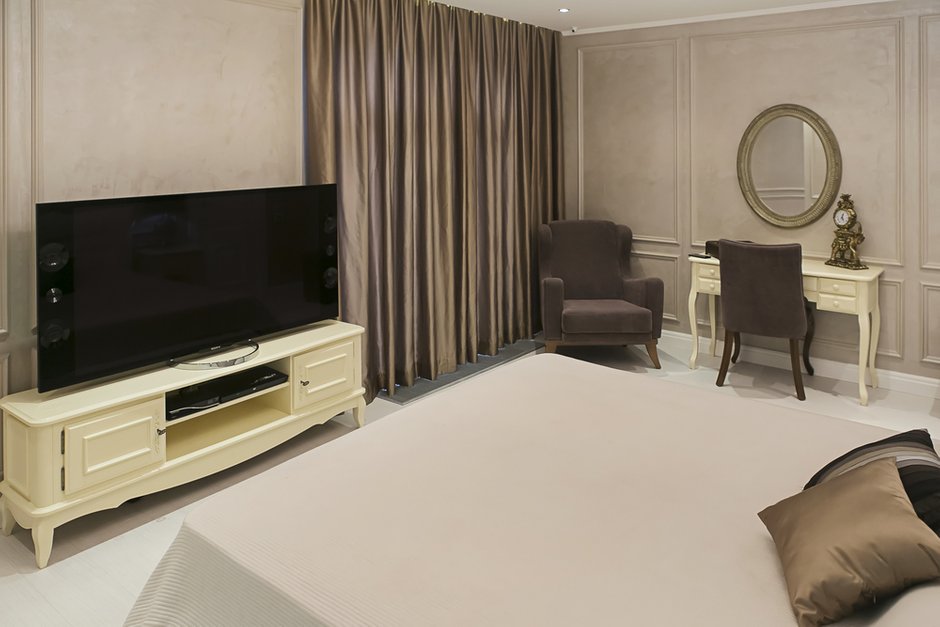 Фотография: Спальня в стиле Классический, Квартира, Дома и квартиры, Проект недели – фото на INMYROOM