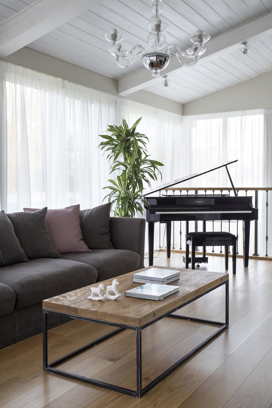 Фотография: Гостиная в стиле Прованс и Кантри, Классический, Дом, Проект недели, Московская область, 4 и больше, Более 90 метров, Ирина Травкина, Наталья Тарасевич – фото на INMYROOM