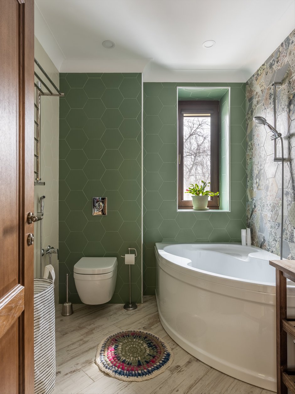 Фотография: Ванная в стиле Прованс и Кантри, Классический, Эклектика, Дом, Проект дня, Дом и дача, как обустроить загородный дом, дизайн двухэтажного дома, как оформить дом в классическом стиле, 4 и больше, Более 90 метров, Самарская область, Татьяна Киреева, ремонт в доме – фото на INMYROOM