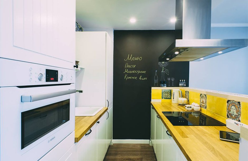 Фотография: Кухня и столовая в стиле Лофт, Современный, BOSCH, Dulux, ИКЕА – фото на INMYROOM